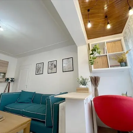 Апартаменты Modern In Area